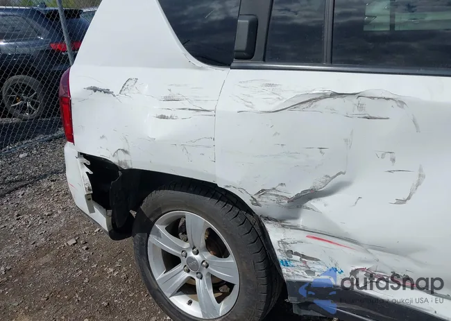 1C4NJDEB6ED827134: 42174477