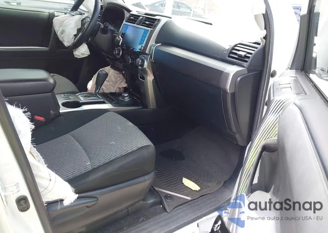 JTEMU5JR3M5944752: 42174806