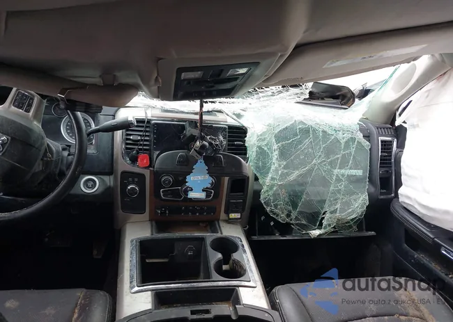 3C6UR5NL6FG521209: 42175053