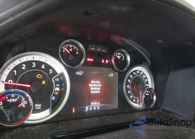 3C6UR5NL6FG521209: 42175053