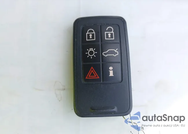 YV4902DZ8B2153953: 42175056