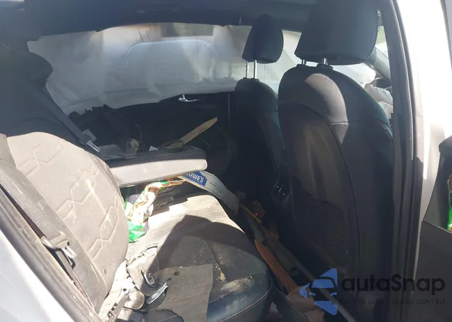 3KPF44AC8ME315432: 42174340