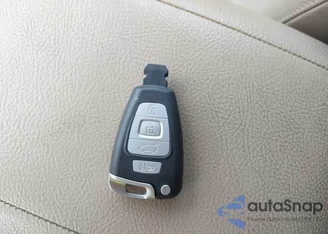 KM8NU4CC9CU193944: 42175764