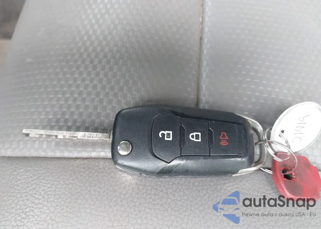 1FT7X2A60JEC48083: 42175872