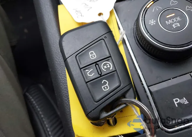 1V2HC2CA1MC204500: 42176040