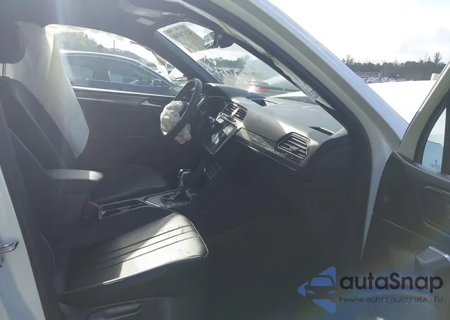 3VVCB7AX0PM092375: 42176568