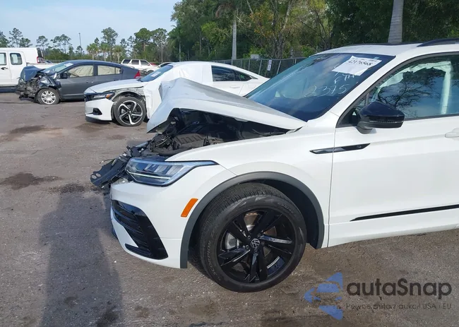 3VVCB7AX0PM092375: 42176568