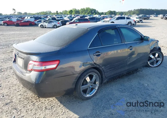 4T1BF3EK4AU030501: 42176625