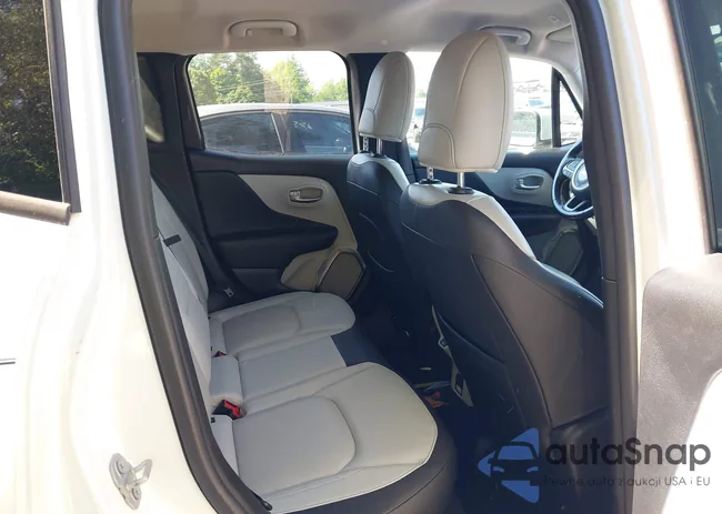 ZACCJADB3JPG74022: 42176764