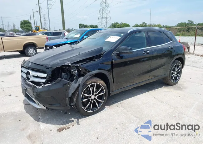 WDCTG4GB7HJ329804: 42176853