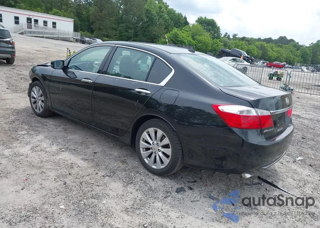 1HGCR3F87FA033521: 42177686