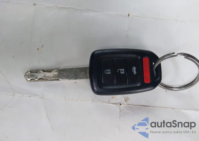 1HGCR2F30EA207085: 42177693