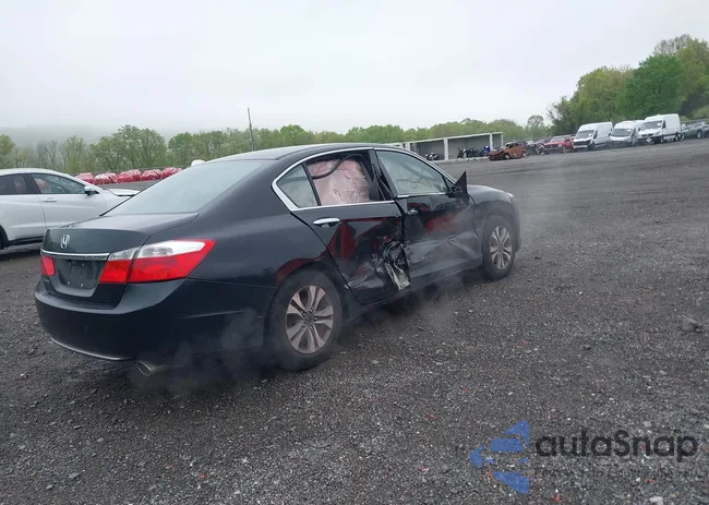 1HGCR2F30EA207085: 42177693