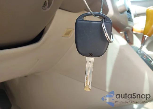 2T2GA31U84C010099: 42177743