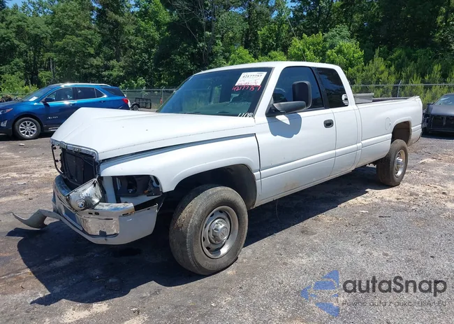 3B7KC2363YG117137: 42177757