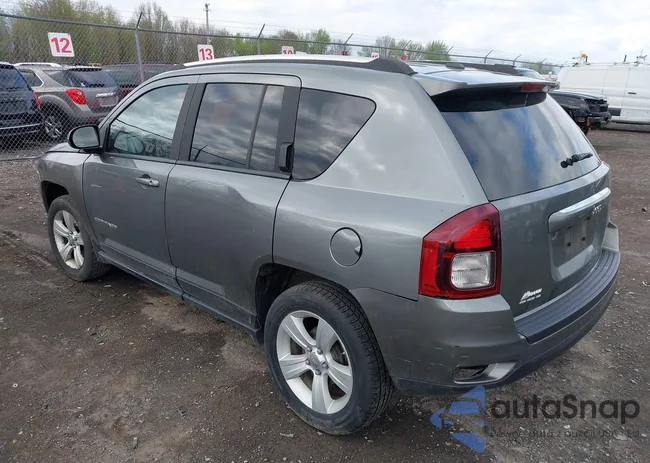 1C4NJCEA3ED604275: 42177878