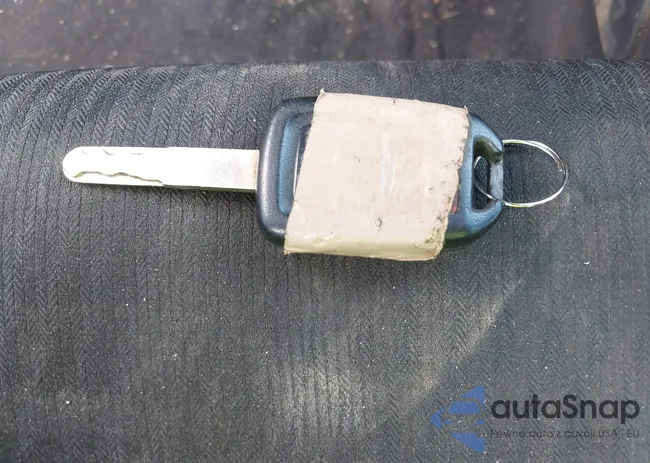 1HGCR2F57GA086379: 42177973