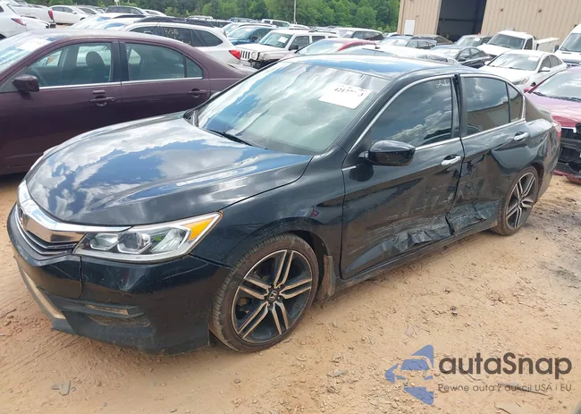 1HGCR2F57GA086379: 42177973