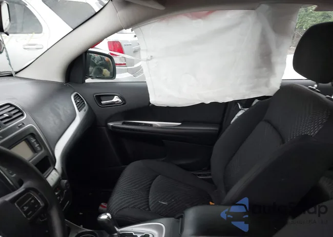 3C4PDCABXET285627: 42178004