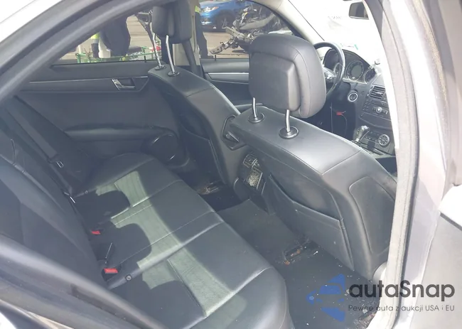 WDDGF81X89R061439: 42177083