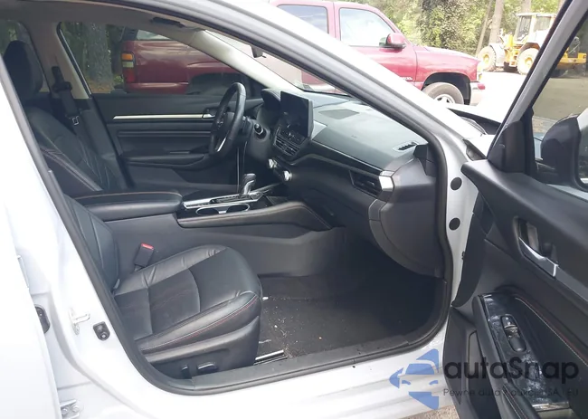 1N4AL4CV6PN301305: 42177158