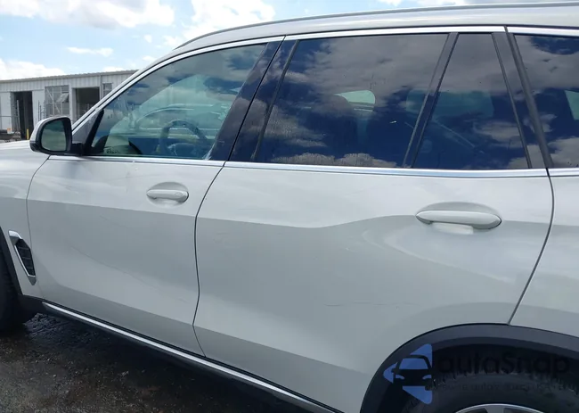 5UX23EU05R9S29952: 42177371