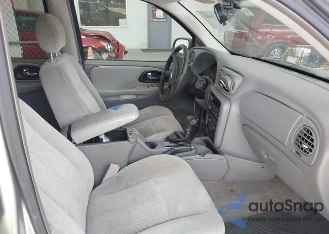 1GNES16M566126531: 42178683