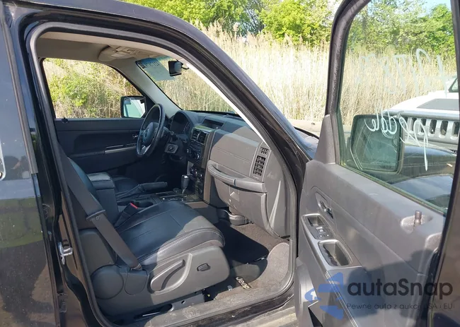 1C4PJMFK8CW199196: 42178792