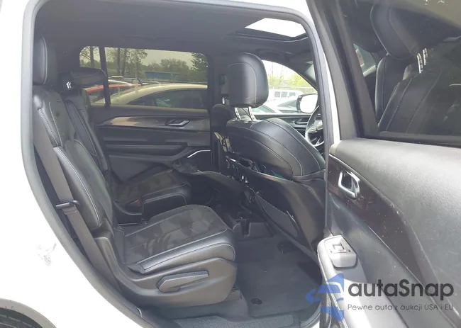 1C4RJKAG2N8553883: 42178861