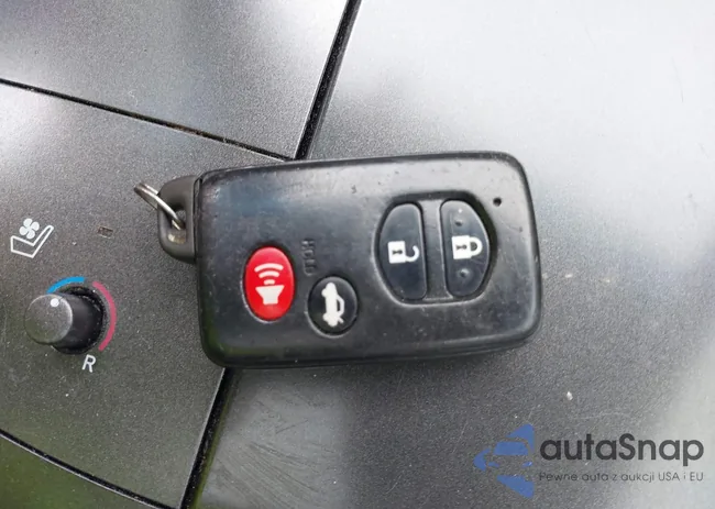 4T1BK3DB2CU449821: 42178070