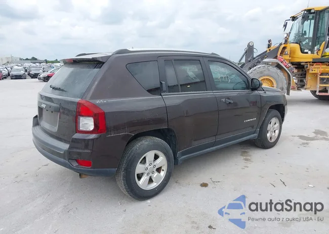 1C4NJCBA4ED626998: 42179793