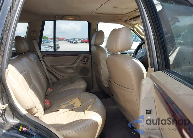 1J8GX58N32C130002: 42179840