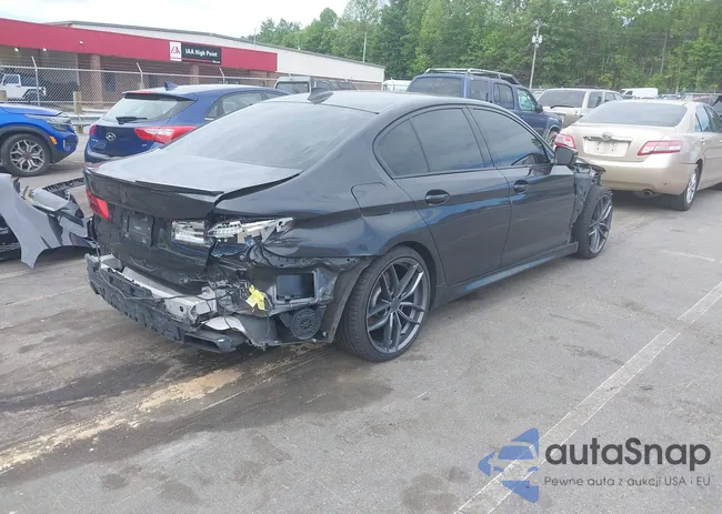 WBAJB9C56JB035364: 42179145