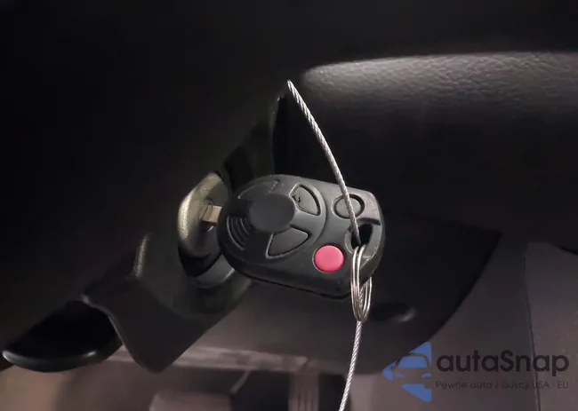 1FADP3E28EL422084: 42179226