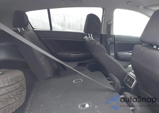 KNDPMCAC7N7008656: 42179392