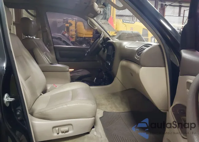 JT3HT05J1Y0084793: 42179399