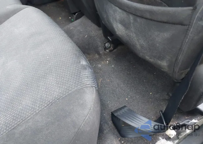 JM1BL1UG9B1440342: 42180472