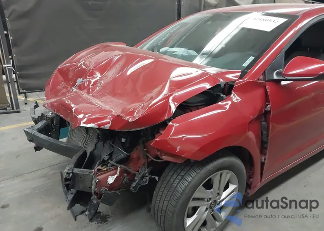 KMHD84LF1LU897517: 42180532