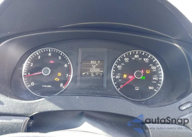 3VWDP7AJ8DM353051: 42180630