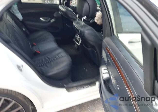 WDDUG8DB4KA451393: 42180862