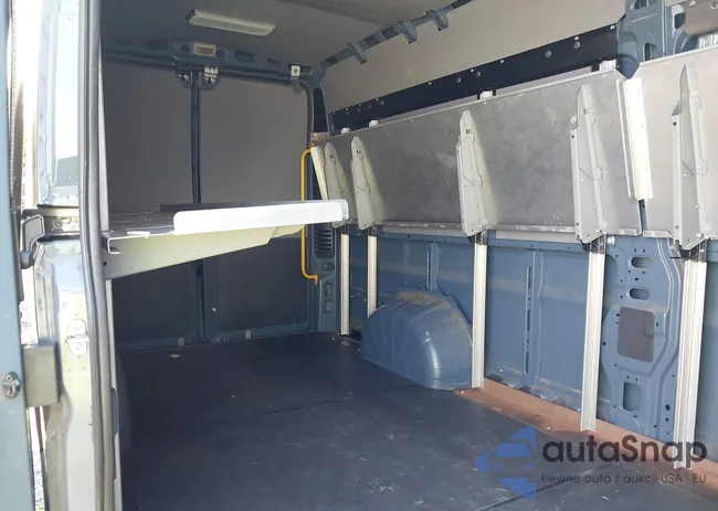 3C6URVJG4KE558841: 42180879