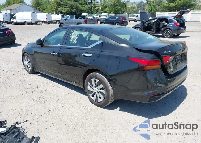 1N4BL4BV3PN402386: 42180294