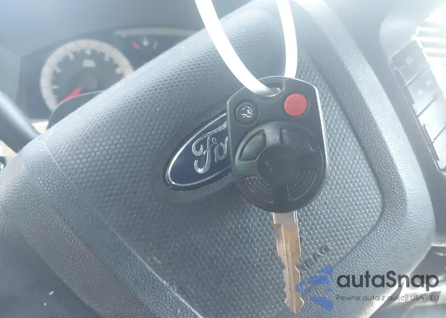 1FMCU04GX9KA92577: 42180346