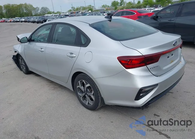 3KPF24AD3KE061320: 42180401