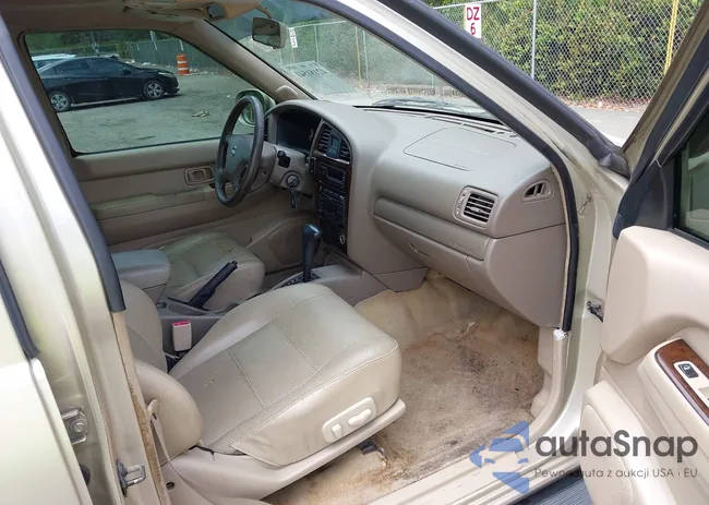 JN8DR09X52W660143: 42181541