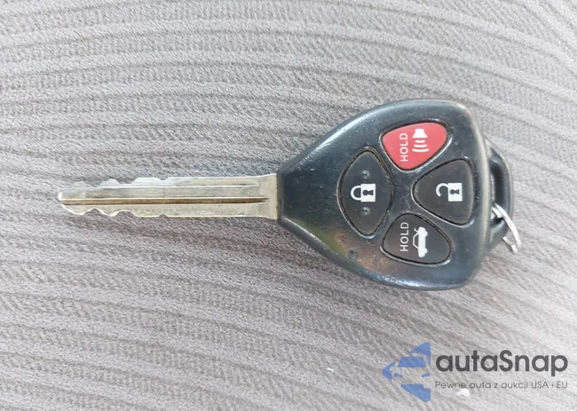 JTDBU4EE6B9128461: 42181597