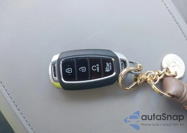 KM8R24HEXMU322860: 42181608