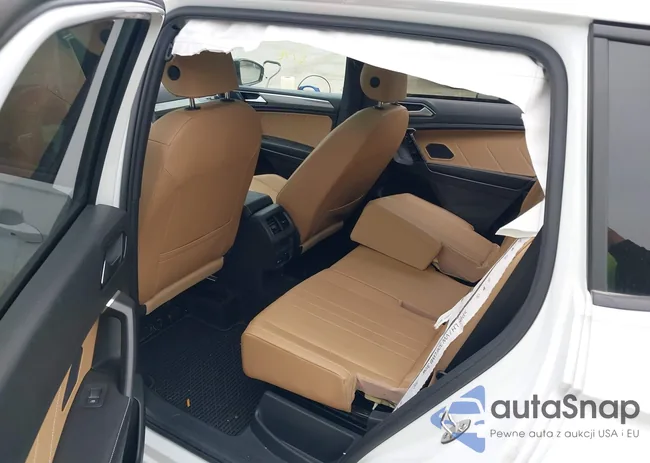 3VV8B7AX3RM019431: 42181671