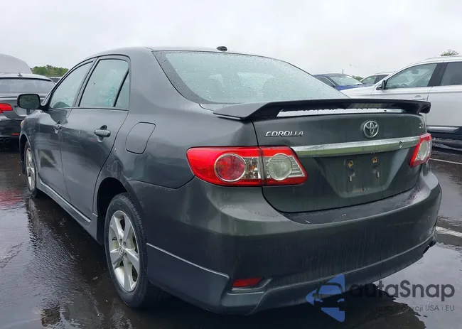 2T1BU4EE5BC589693: 42181735