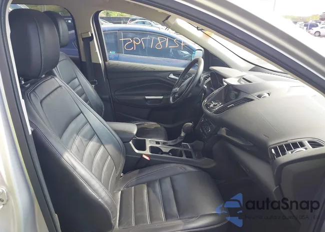 1FMCU0JD0HUD09406: 42181795